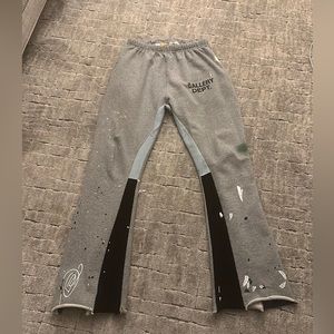Gallery Dept Flared Sweatpants “Heather Grey”